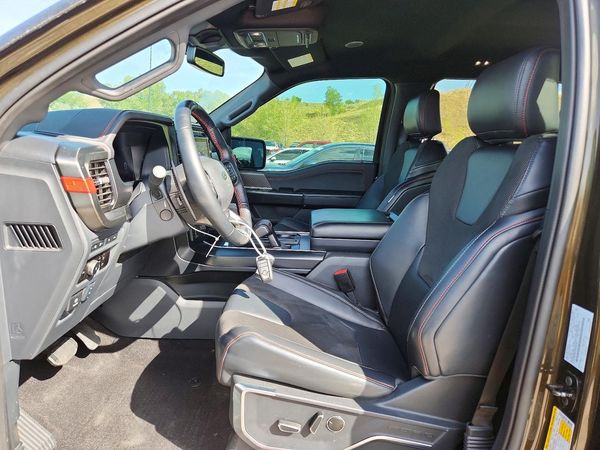 2024 FORD F150