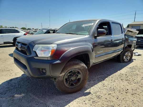 2014 TOYOTA TACOMA Delux Grade — Front 3/4