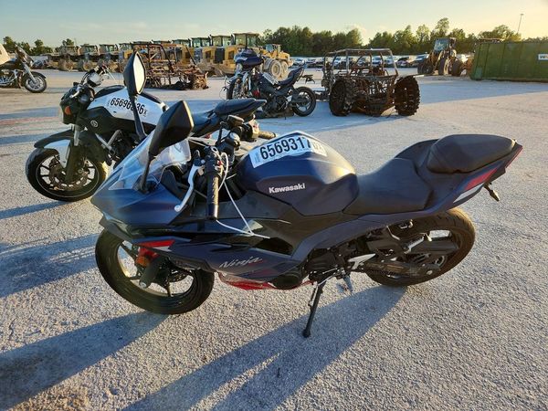 2026 KAWASAKI EX500