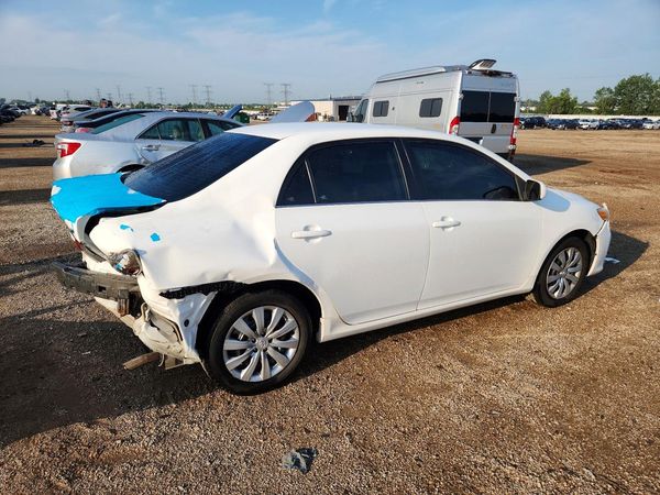 2013 TOYOTA COROLLA