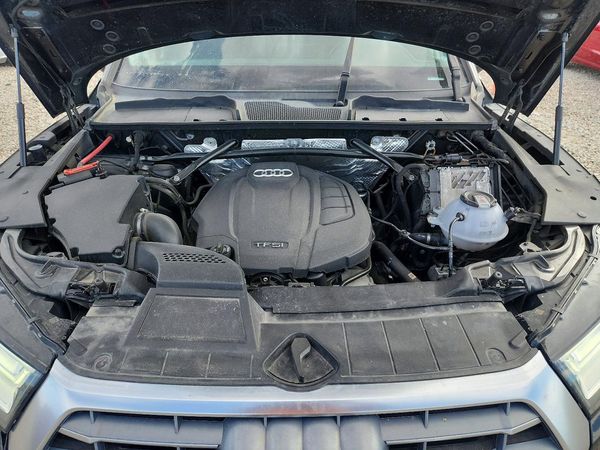 2018 AUDI Q5 quattro Premium Plus