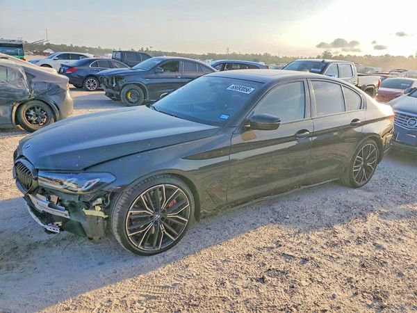 2023 BMW M550XI