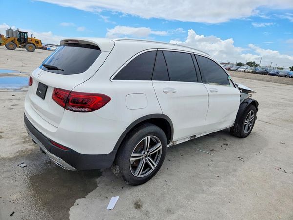 2020 MERCEDES-BENZ GLC