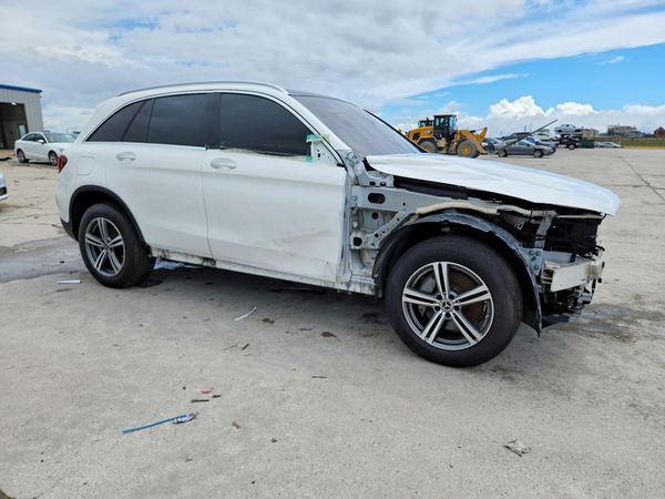 2020 MERCEDES-BENZ GLC