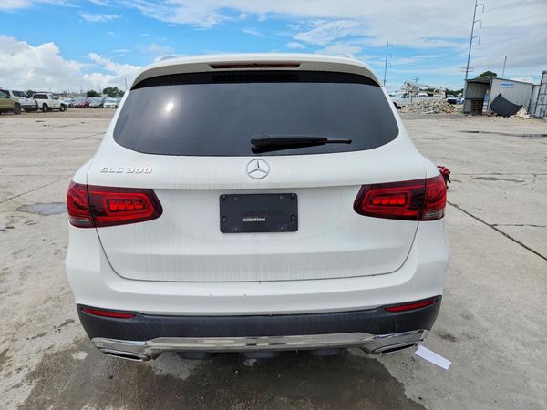 2020 MERCEDES-BENZ GLC