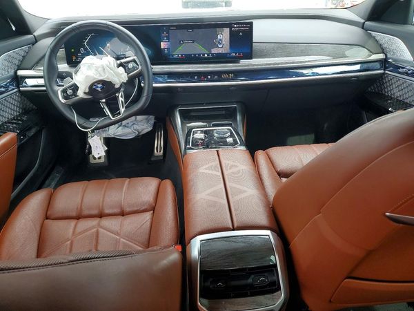 2024 BMW 760