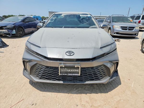 2026 TOYOTA CAMRY