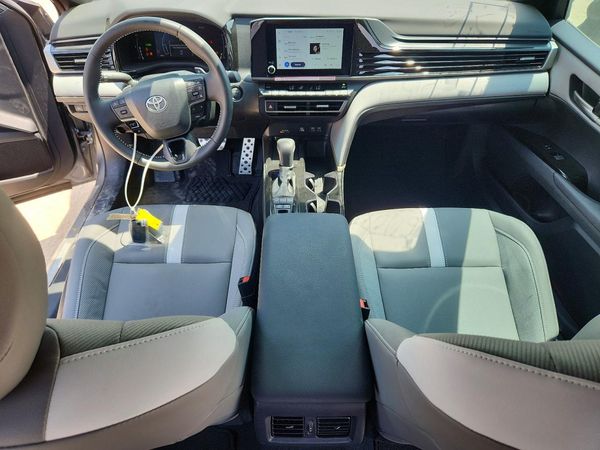 2026 TOYOTA CAMRY