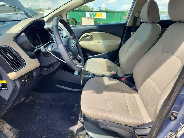 2016 KIA RIO