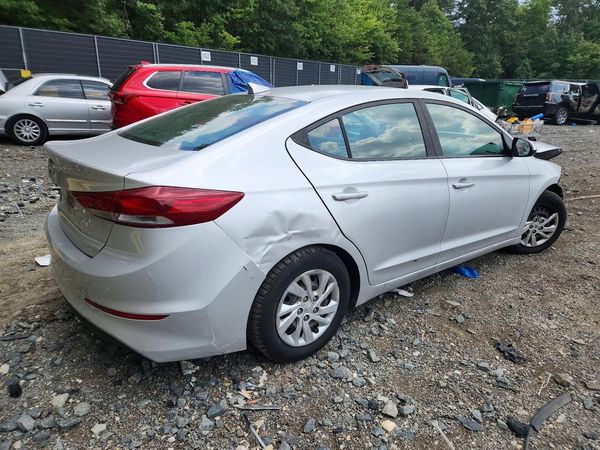 2017 HYUNDAI ELANTRA SE Base