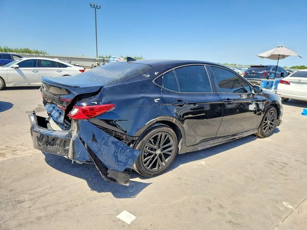 2026 TOYOTA CAMRY