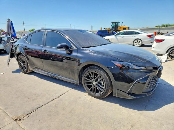 2026 TOYOTA CAMRY