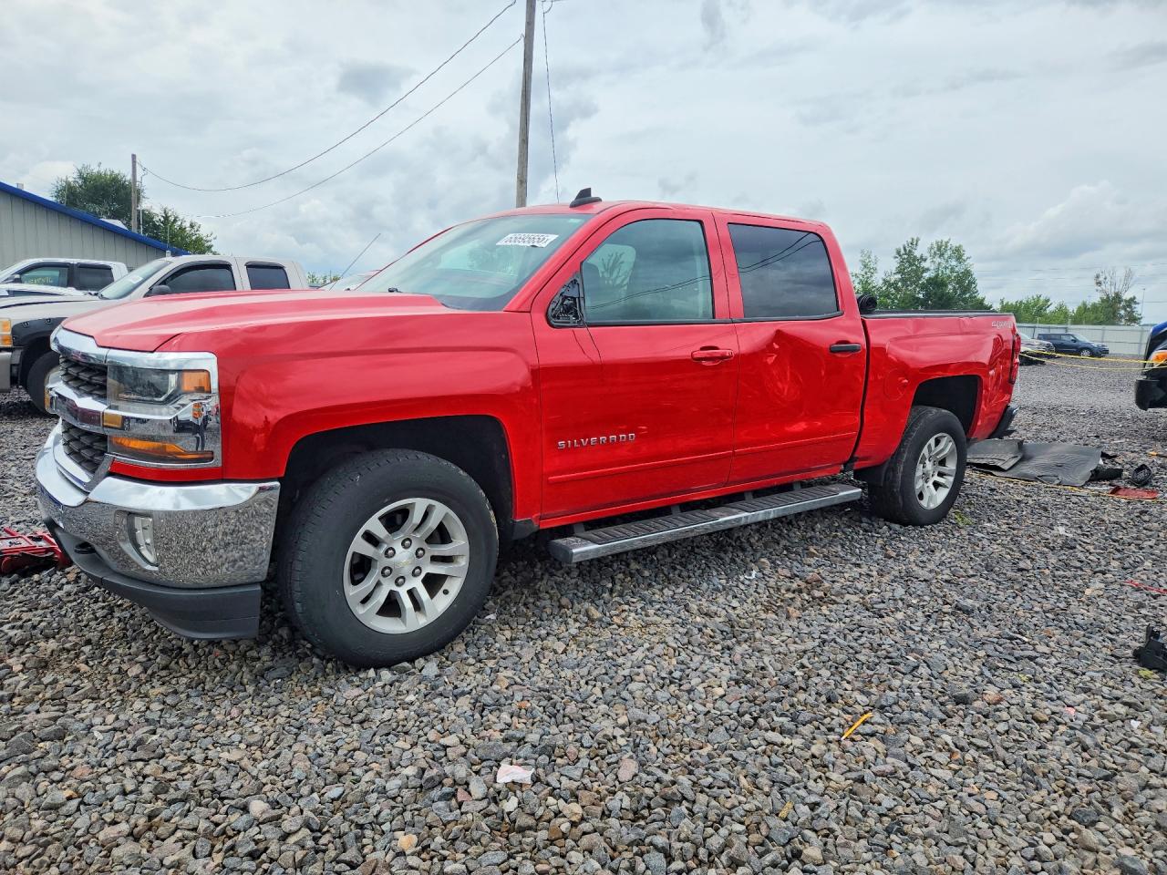 2017 CHEVROLET SILVERADO LT