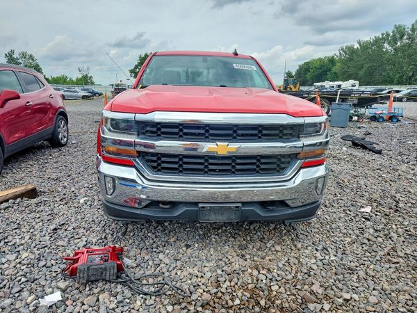 2017 CHEVROLET SILVERADO LT