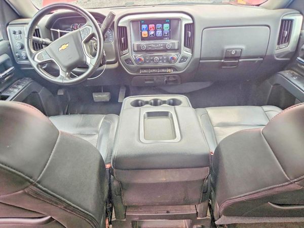 2017 CHEVROLET SILVERADO LT