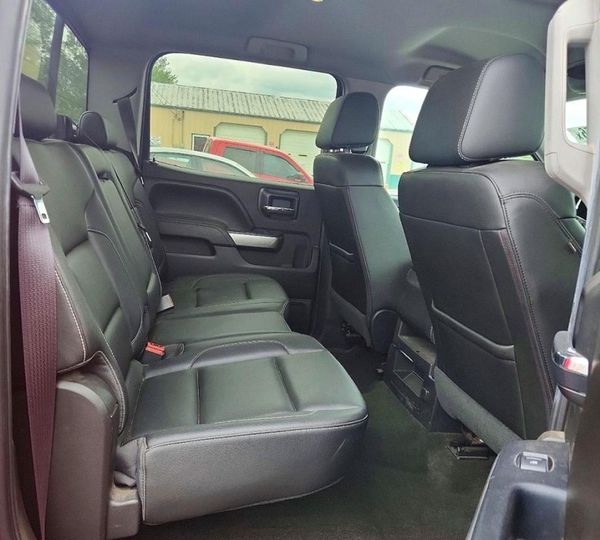 2017 CHEVROLET SILVERADO LT