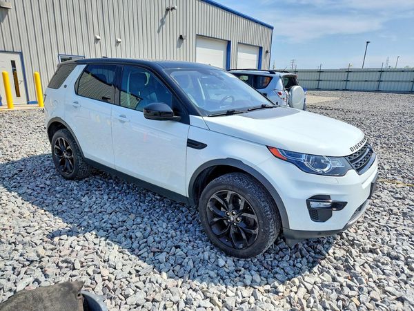 2017 LAND ROVER DISCOVERY SPORT HSE — Passenger 3/4