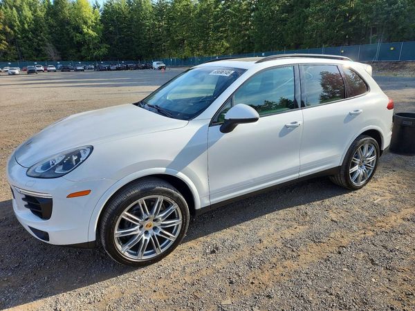 2017 PORSCHE CAYENNE