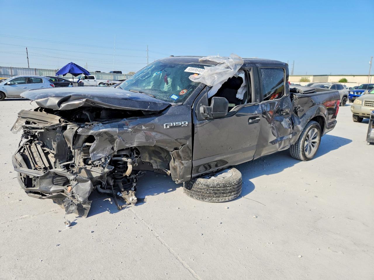 2019 FORD F150 — Front 3/4