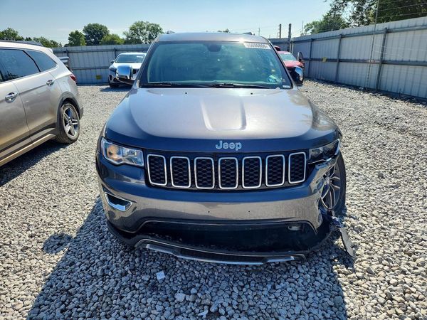 2017 JEEP GRAND CHEROKEE