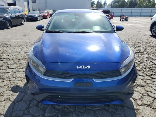 2022 KIA FORTE FE, LXS