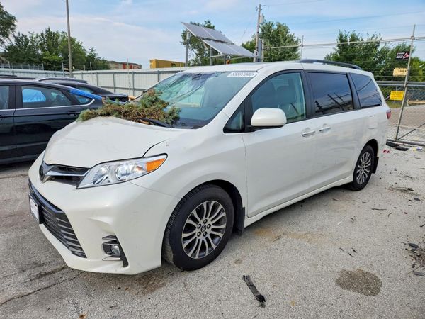 2020 TOYOTA SIENNA