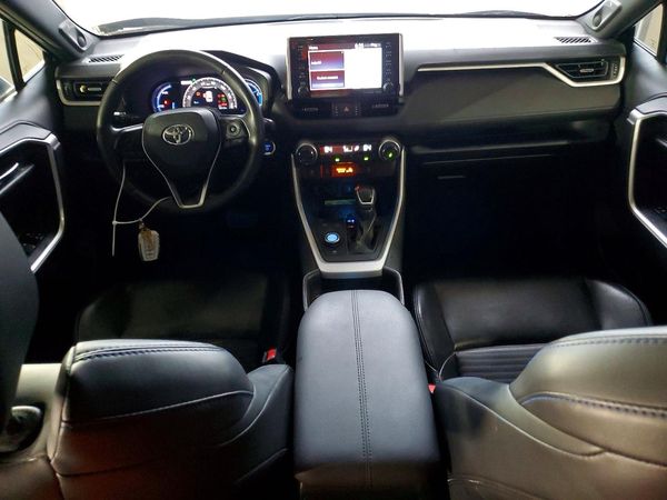2020 TOYOTA RAV4 XSE HV