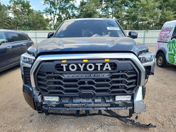 2022 TOYOTA TUNDRA