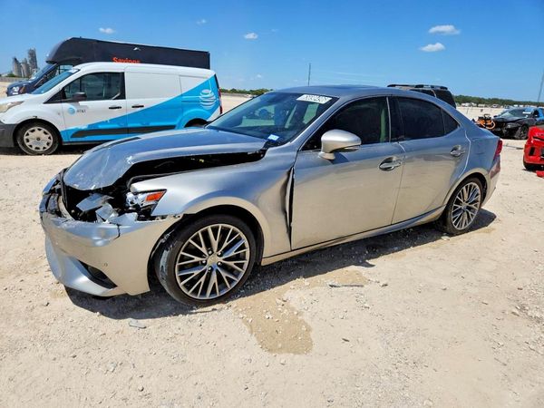 2016 LEXUS IS 200t