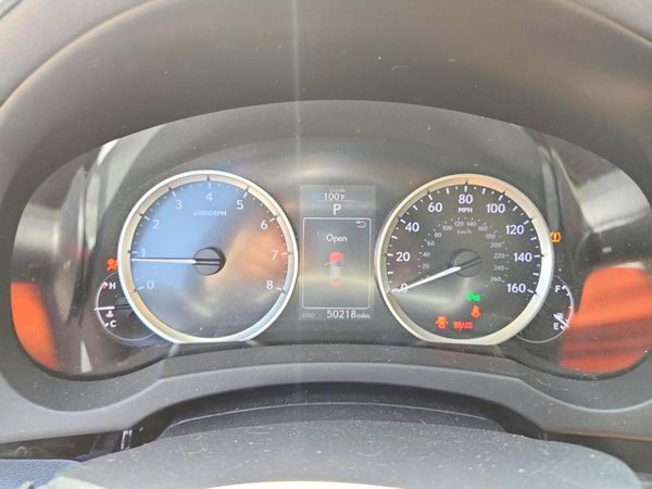 2016 LEXUS IS 200t