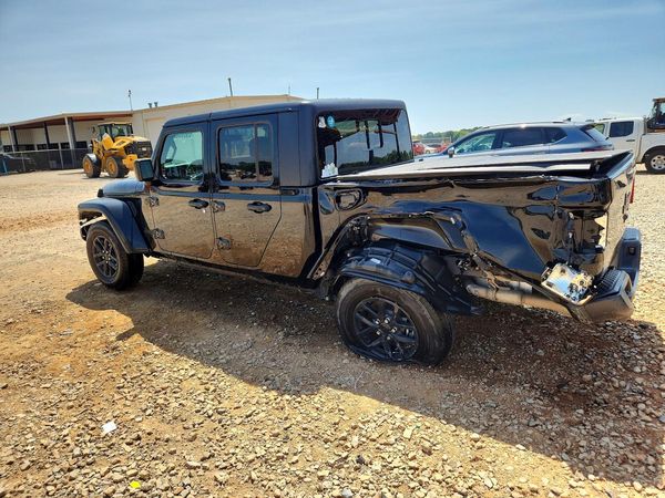 2023 JEEP GLADIATOR