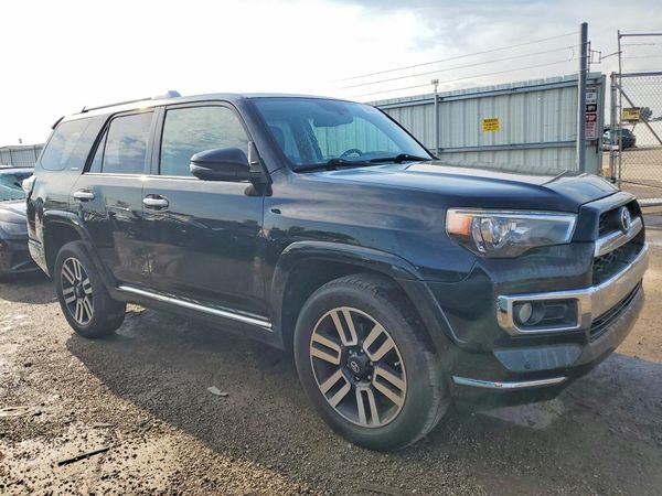 2014 TOYOTA 4RUNNER Base — Passenger 3/4