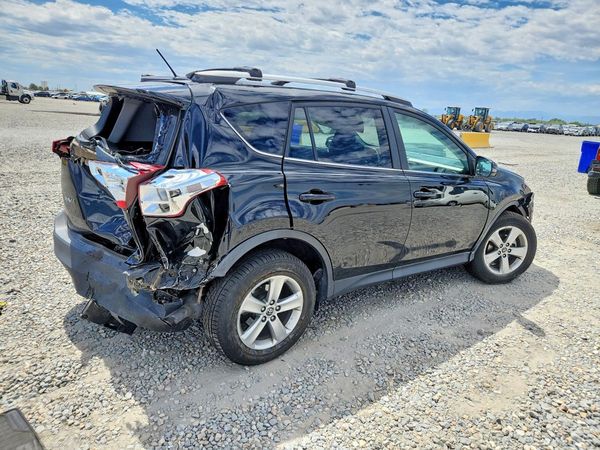 2015 TOYOTA RAV4