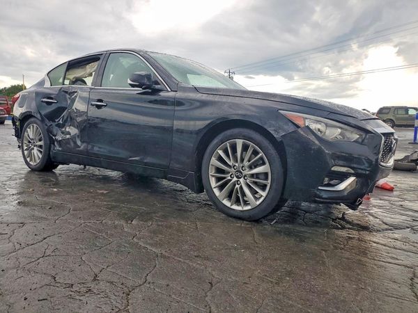 2021 INFINITI Q50
