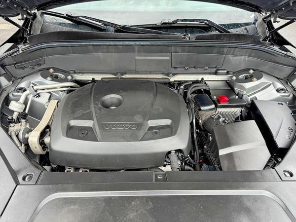 2016 VOLVO XC90 SV42 Momentum