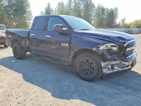 2015 RAM 1500 SLT