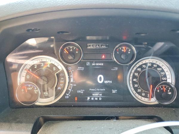 2015 RAM 1500 SLT