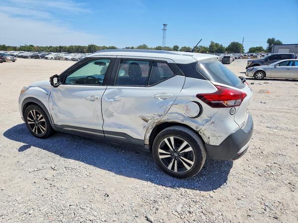 2019 NISSAN KICKS