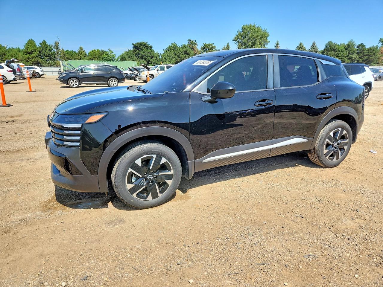 2025 NISSAN KICKS