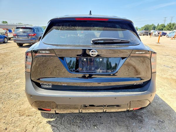 2025 NISSAN KICKS