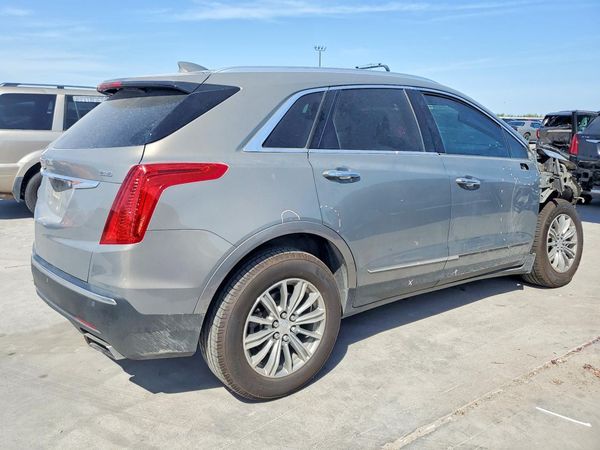 2018 CADILLAC XT5