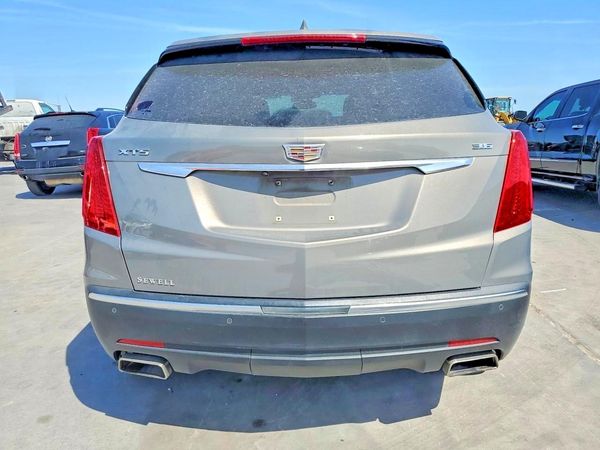 2018 CADILLAC XT5