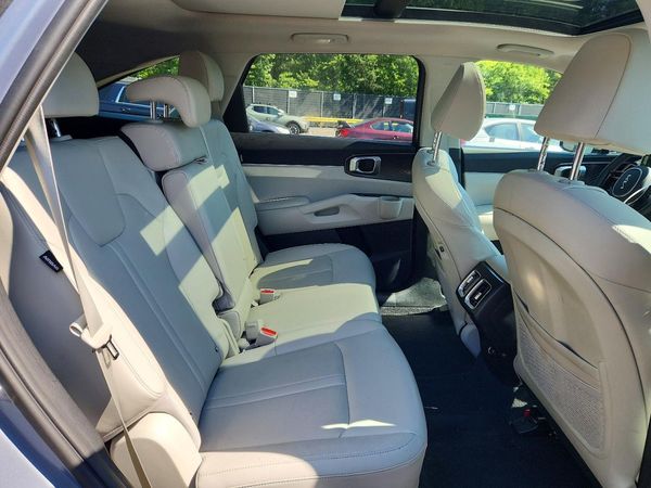 2024 KIA SORENTO