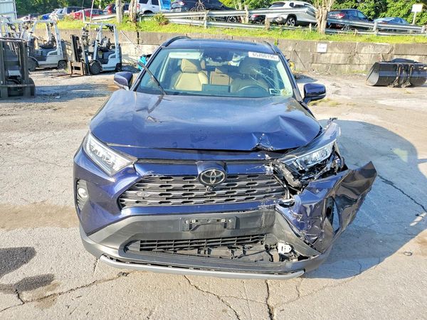 2021 TOYOTA RAV4 Limited
