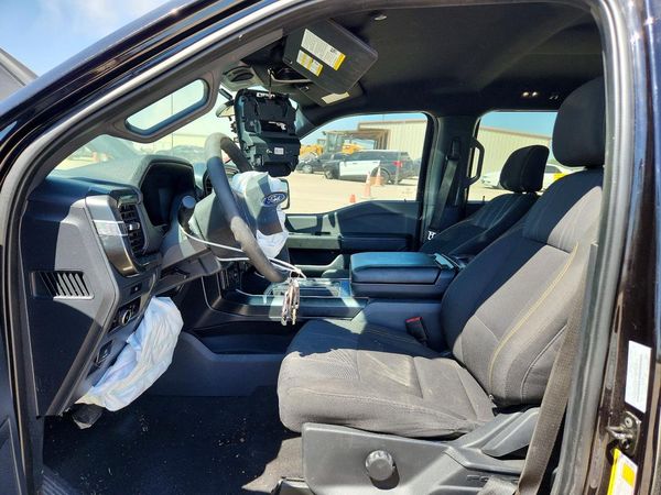2025 FORD F150