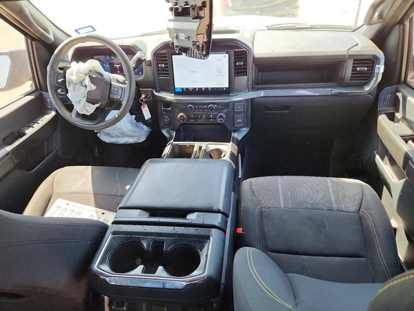 2025 FORD F150