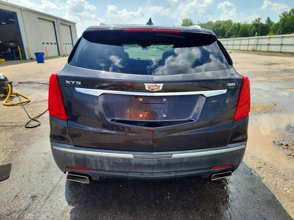 2018 CADILLAC XT5
