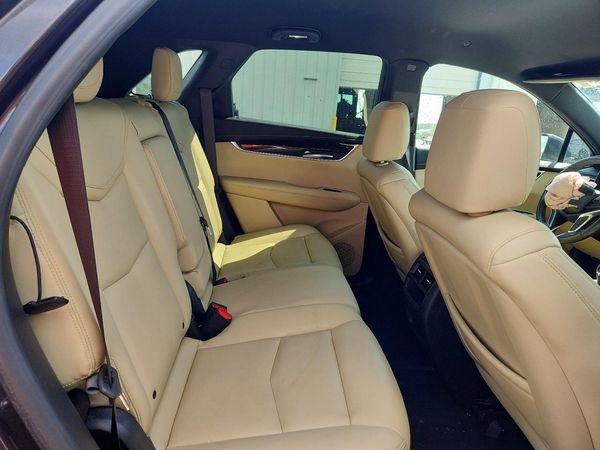 2018 CADILLAC XT5