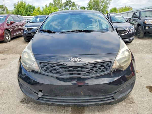 2015 KIA RIO GL - Middle-low