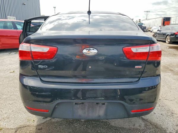 2015 KIA RIO GL - Middle-low
